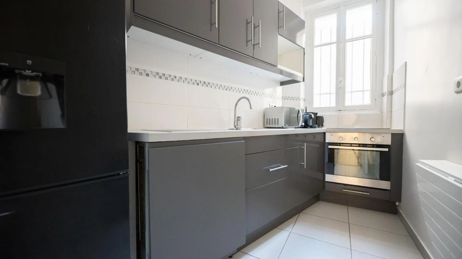 Appartement Cia - Rue De La Tour à Paris 0*,