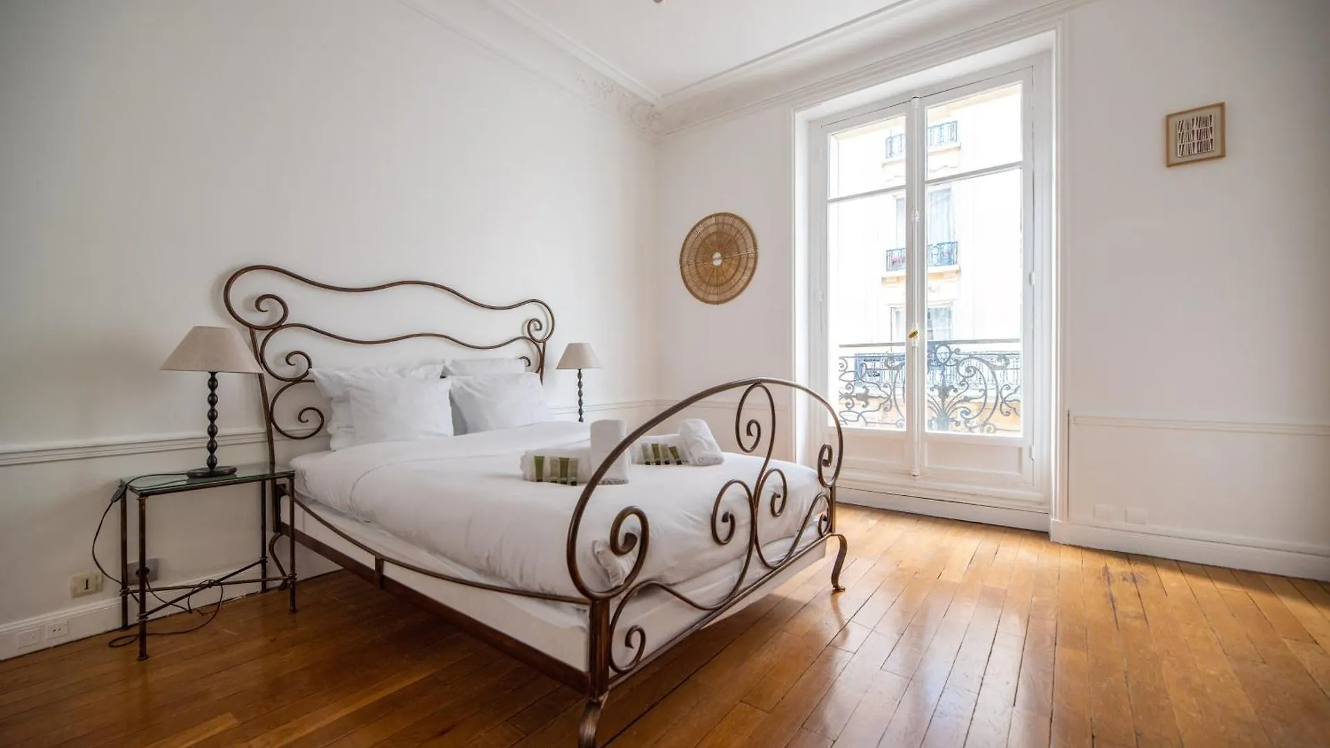 Cia - Rue De La Tour Apartment Paris